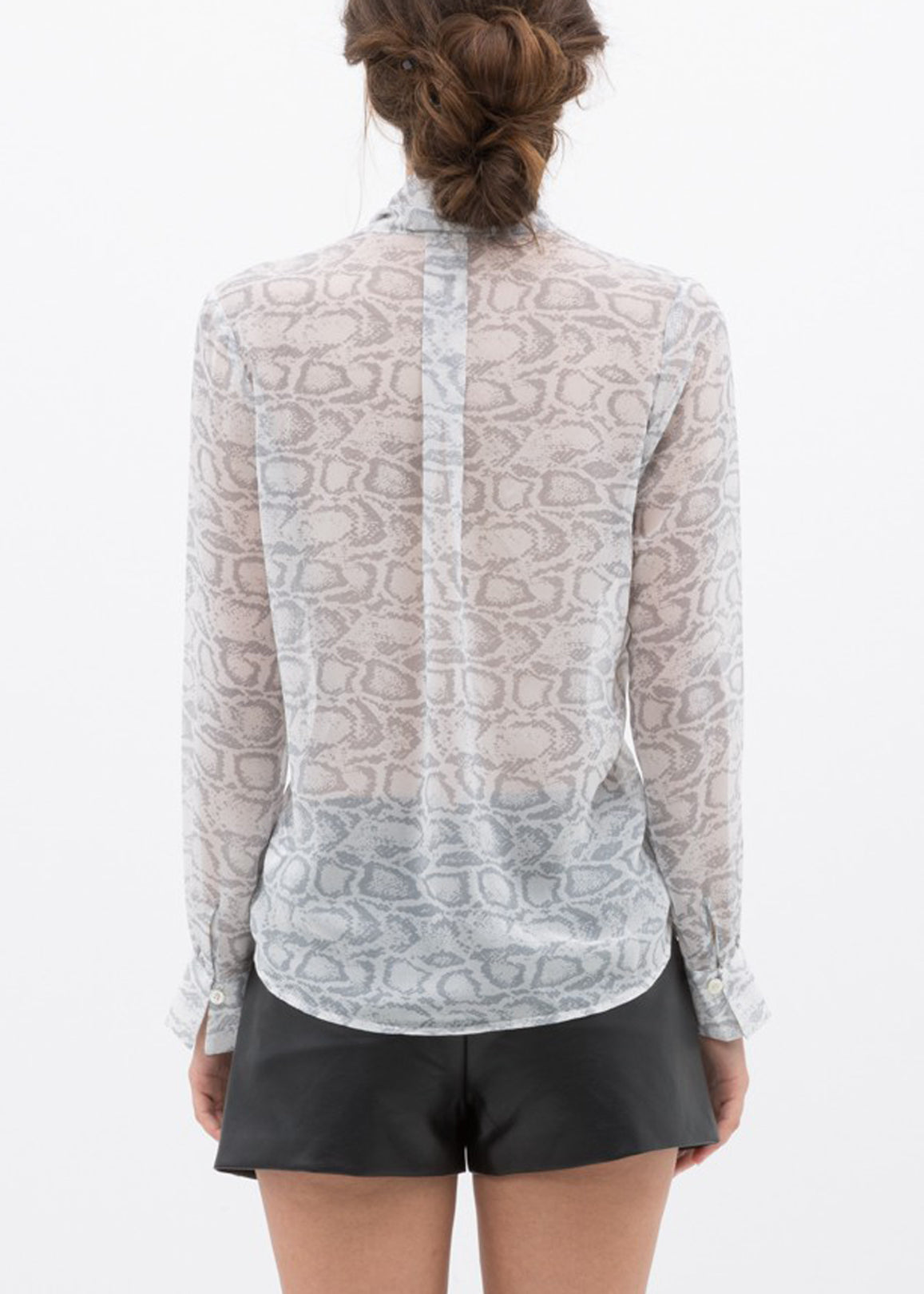 Explore our collection of edgy leather shorts. Make a statement with these bold and fashionable pieces. Shop now and embrace the rock-inspired look!