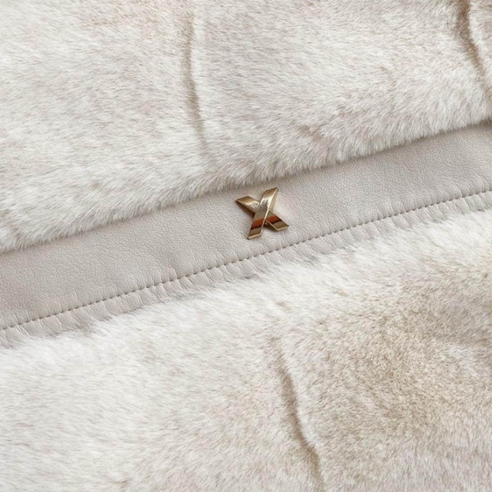 Stay stylish and cozy with our faux fur jacket, the perfect addition to your winter wardrobe.