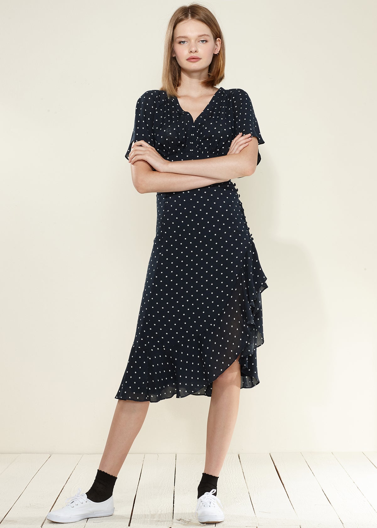 Discover our collection of versatile midi skirts. Elevate your style with these chic and comfortable skirts. Shop now for a trendy look!