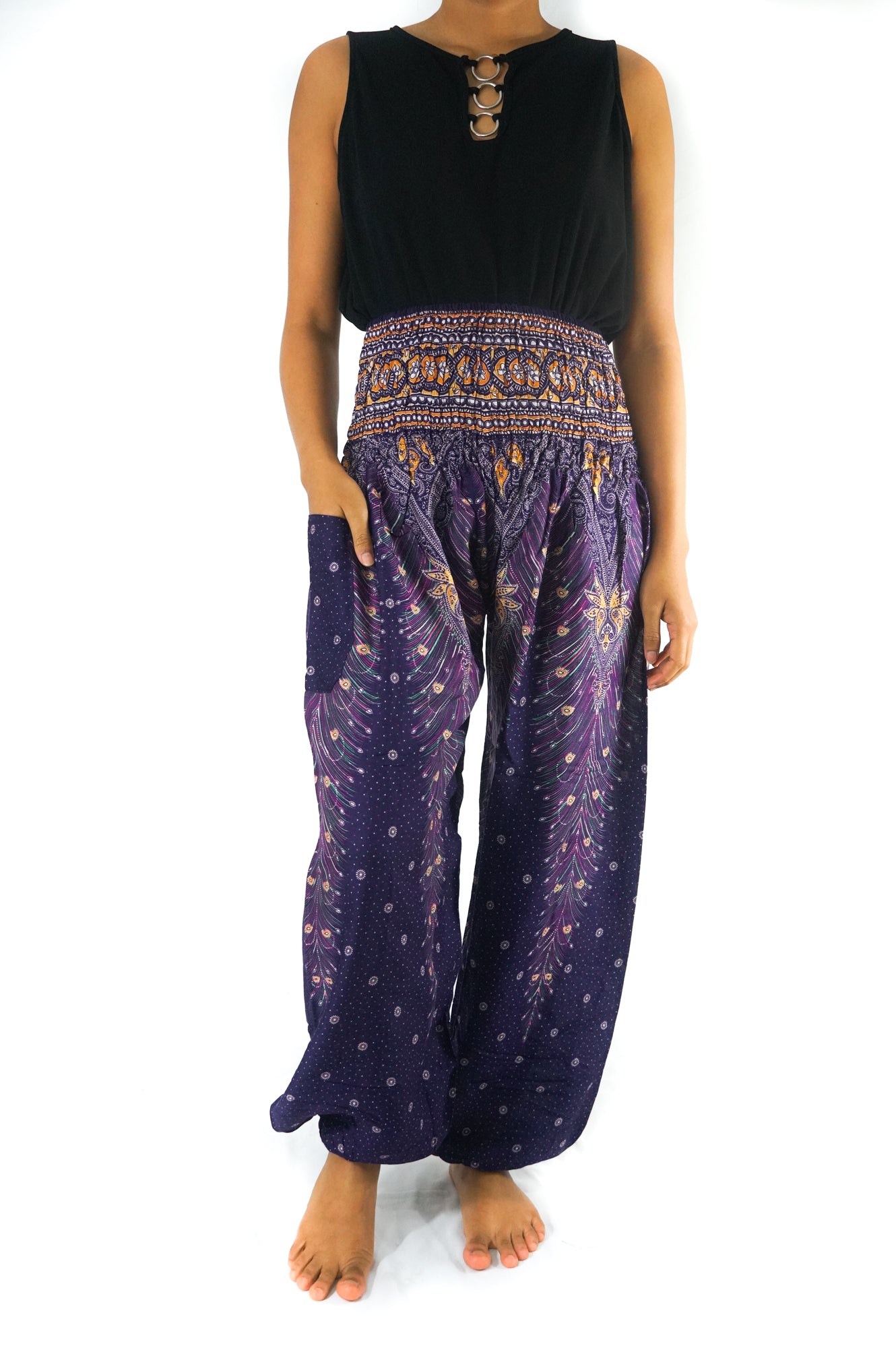 Stay comfortable and stylish in our boho pant, perfect for a relaxed yet fashionable look.