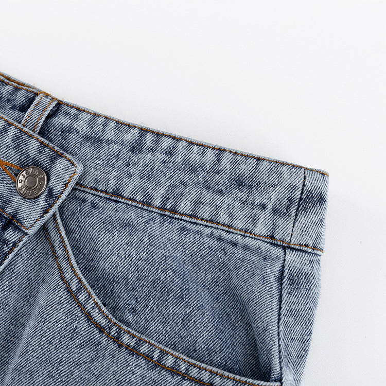 Upgrade your style with our classic denim skirt, a versatile and stylish addition to your wardrobe.