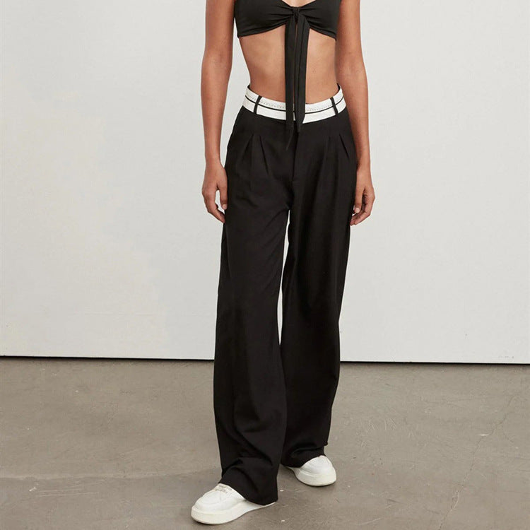 Elevate your style with our Gia pants, a trendy and versatile addition to your wardrobe.