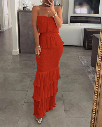 A fashionable maxi dress, designed to offer a stylish and trendy appearance with its long and flowing silhouette.
