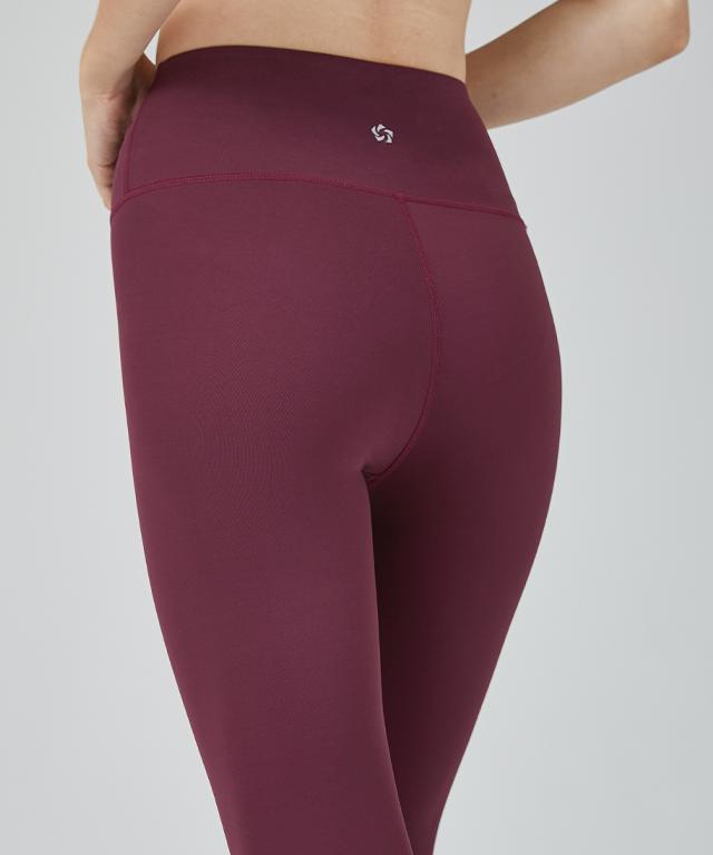 Perfect Fit Legging' showcasing its sleek design and snug fit that contours seamlessly to the body for optimal comfort and style.